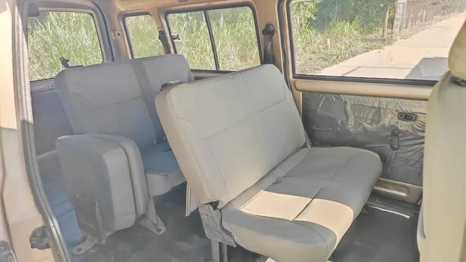 2021 WuLing RongGuang 1.5L 99HP L4 5MT,autocango,china used car exporter,china ev exporter,chinese used car exporter,chinese used ev exporter