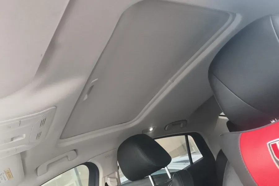 2022 HongQi H5 1.5T 169HP L4 7DCT,autocango,china used car exporter,china ev exporter,chinese used car exporter,chinese used ev exporter