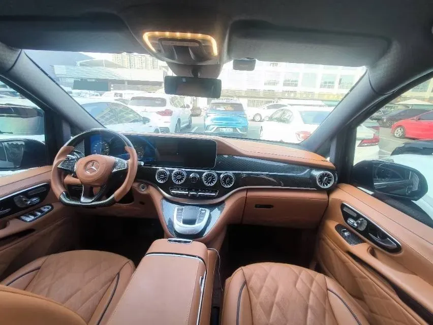 2021 Mercedes-Benz Vito 2.0T 211HP L4 9AT,autocango,china used car exporter,china ev exporter,chinese used car exporter,chinese used ev exporter