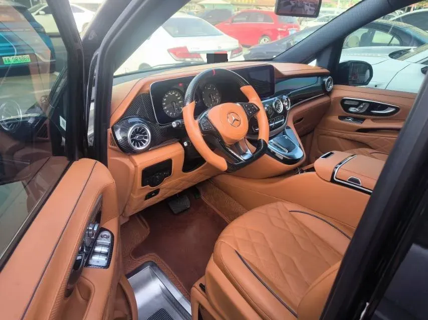 2021 Mercedes-Benz Vito 2.0T 211HP L4 9AT,autocango,china used car exporter,china ev exporter,chinese used car exporter,chinese used ev exporter