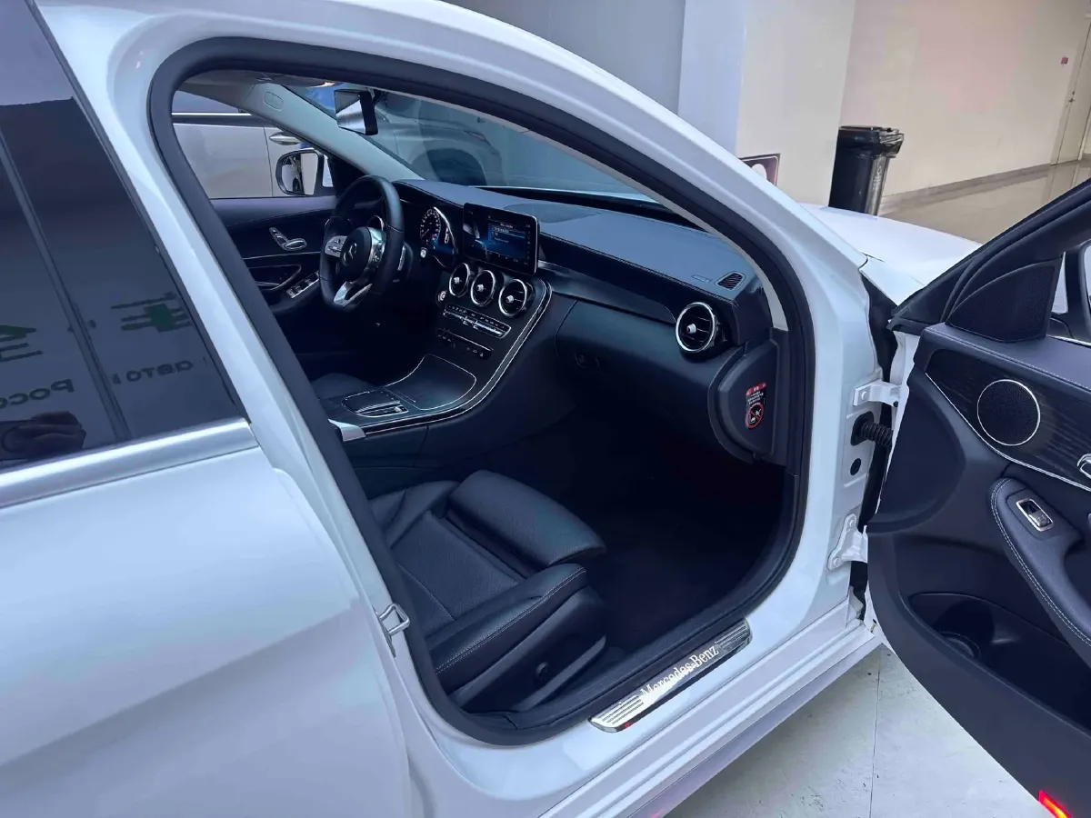 2021 Mercedes-Benz C Class 1.5T 156HP L4 9AT,autocango,china used car exporter,china ev exporter,chinese used car exporter,chinese used ev exporter