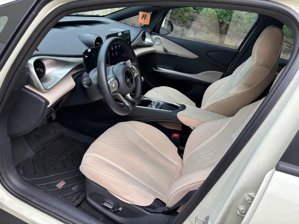 2024 BYD Dolphin BEV 44.928KWH,autocango,china used car exporter,china ev exporter,chinese used car exporter,chinese used ev exporter