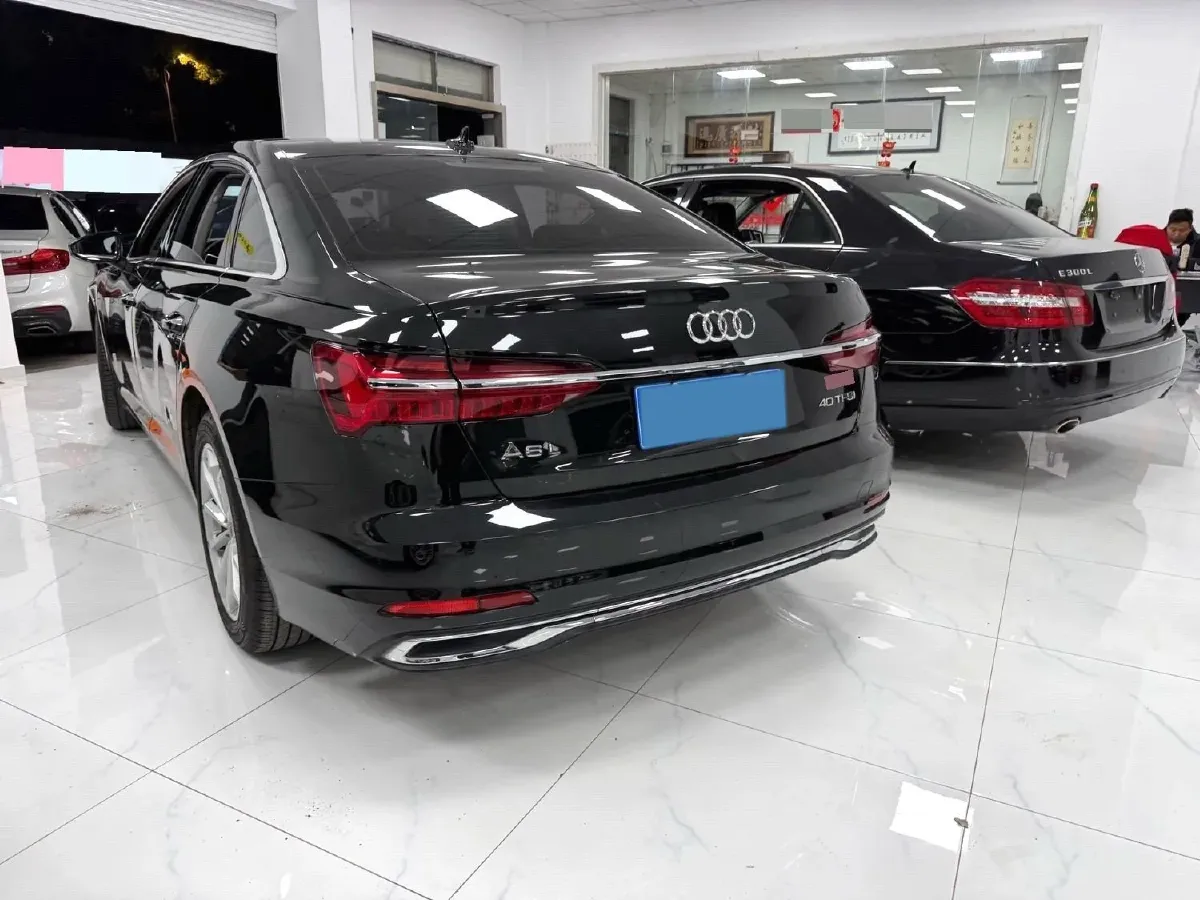2023 Audi A6L 2.0T 190HP L4 7DCT,autocango,china used car exporter,china ev exporter,chinese used car exporter,chinese used ev exporter