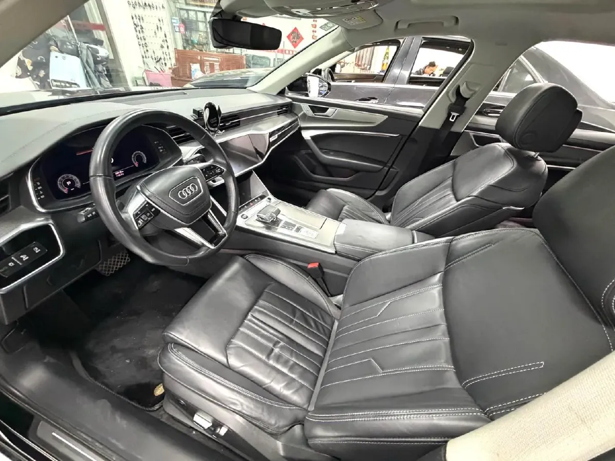 2023 Audi A6L 2.0T 190HP L4 7DCT,autocango,china used car exporter,china ev exporter,chinese used car exporter,chinese used ev exporter