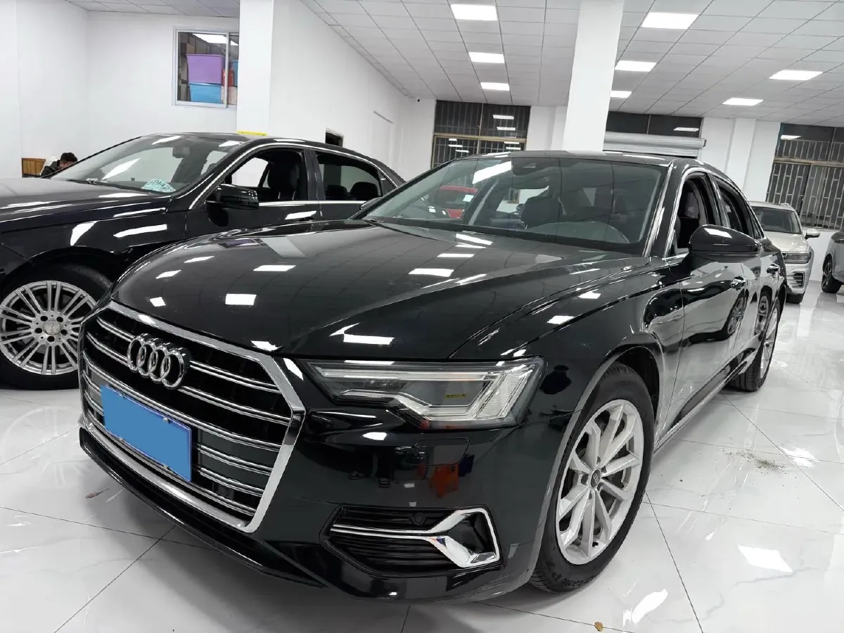2023 Audi A6L 2.0T 190HP L4 7DCT,autocango,china used car exporter,china ev exporter,chinese used car exporter,chinese used ev exporter