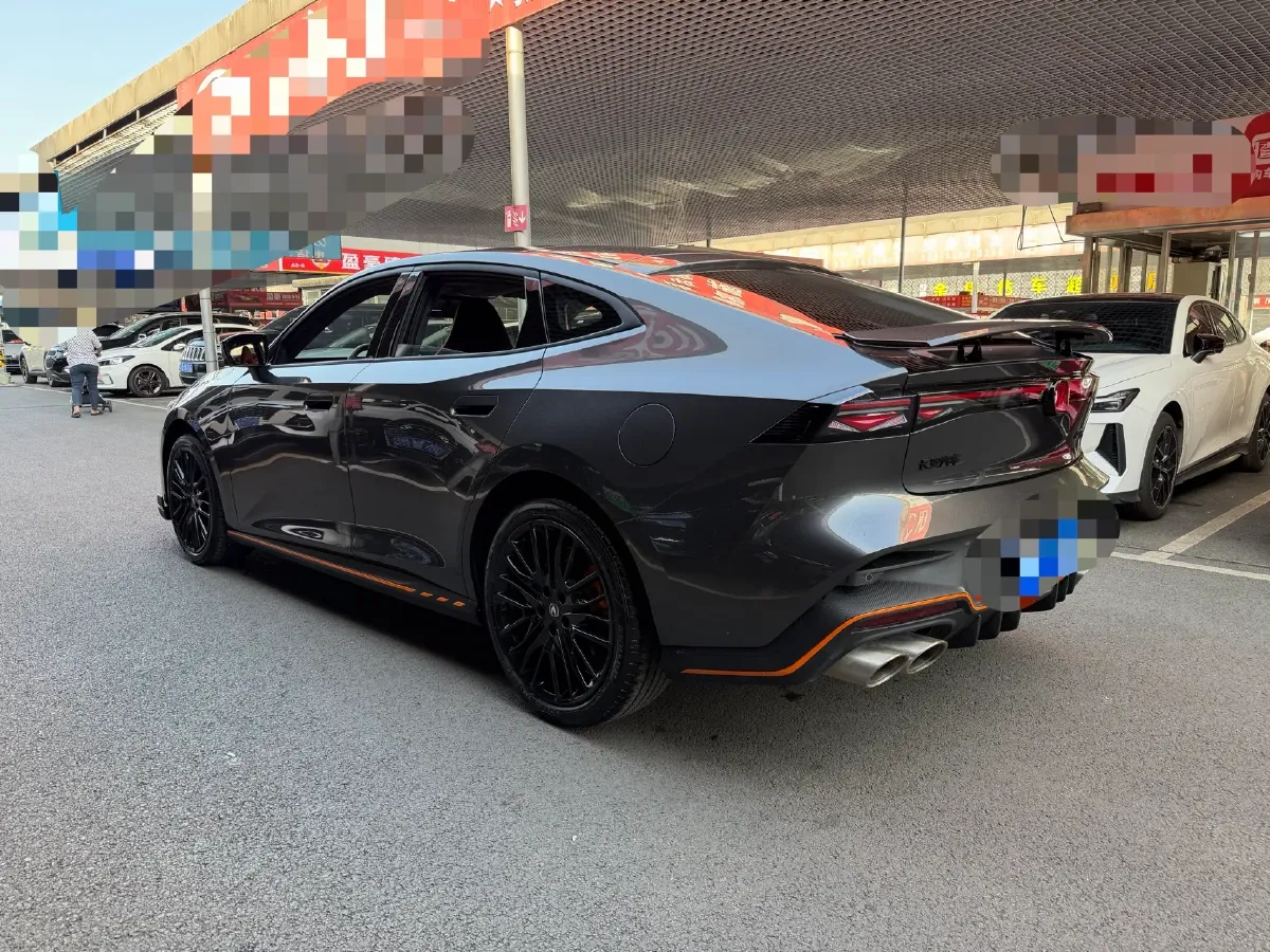 2025 ChangAn UNI-V 2.0T 245HP L4 8AT,autocango,china used car exporter,china ev exporter,chinese used car exporter,chinese used ev exporter