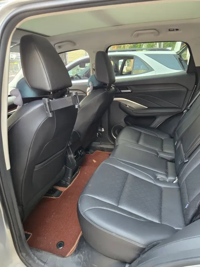 2021 WEY VV6 2.0T 227HP L4 7DCT,autocango,china used car exporter,china ev exporter,chinese used car exporter,chinese used ev exporter