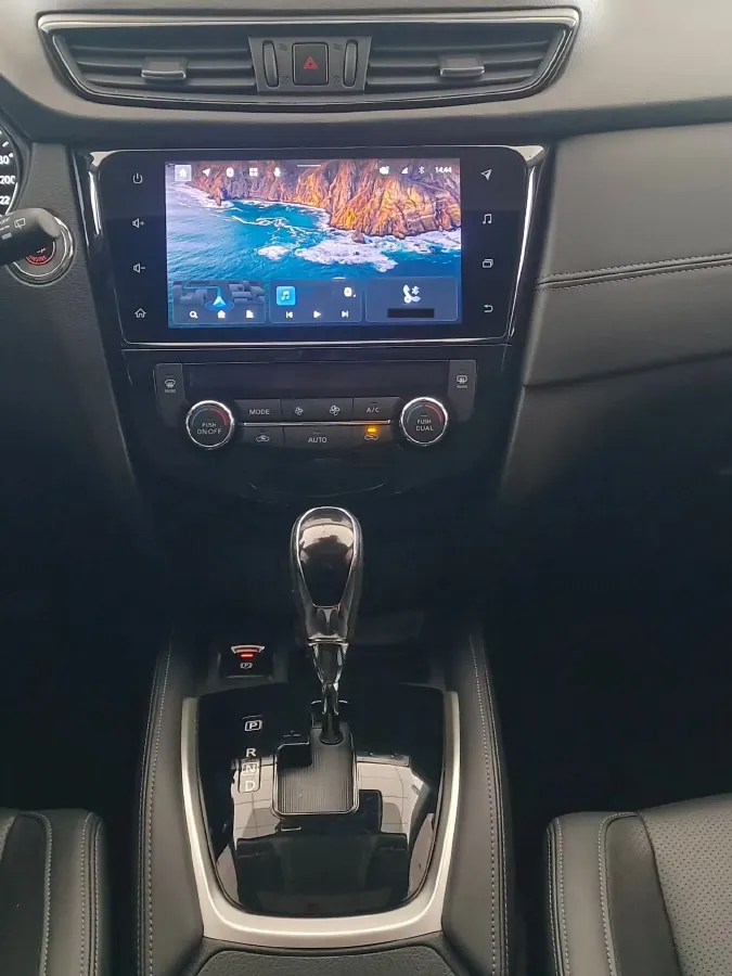 2025 Nissan X-Trail 2.0L 151HP L4 CVT,autocango,china used car exporter,china ev exporter,chinese used car exporter,chinese used ev exporter