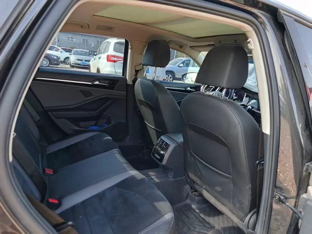 2021 Volkswagen Sagitar 1.4T 150HP L4 7DCT,autocango,china used car exporter,china ev exporter,chinese used car exporter,chinese used ev exporter