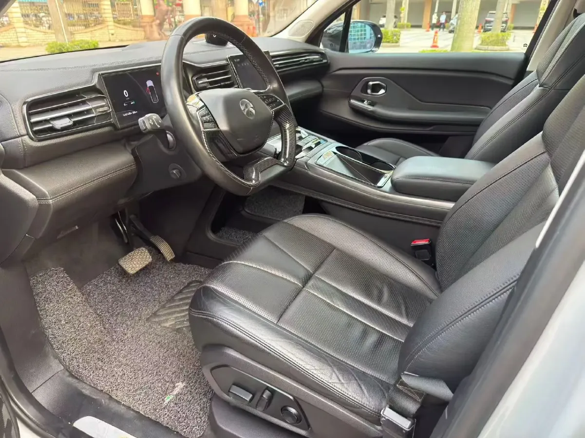 2018 NIO ES8 BEV 70KWH,autocango,china used car exporter,china ev exporter,chinese used car exporter,chinese used ev exporter