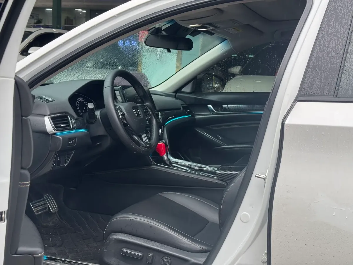 2022 Honda Accord 1.5T 194HP L4 CVT,autocango,china used car exporter,china ev exporter,chinese used car exporter,chinese used ev exporter
