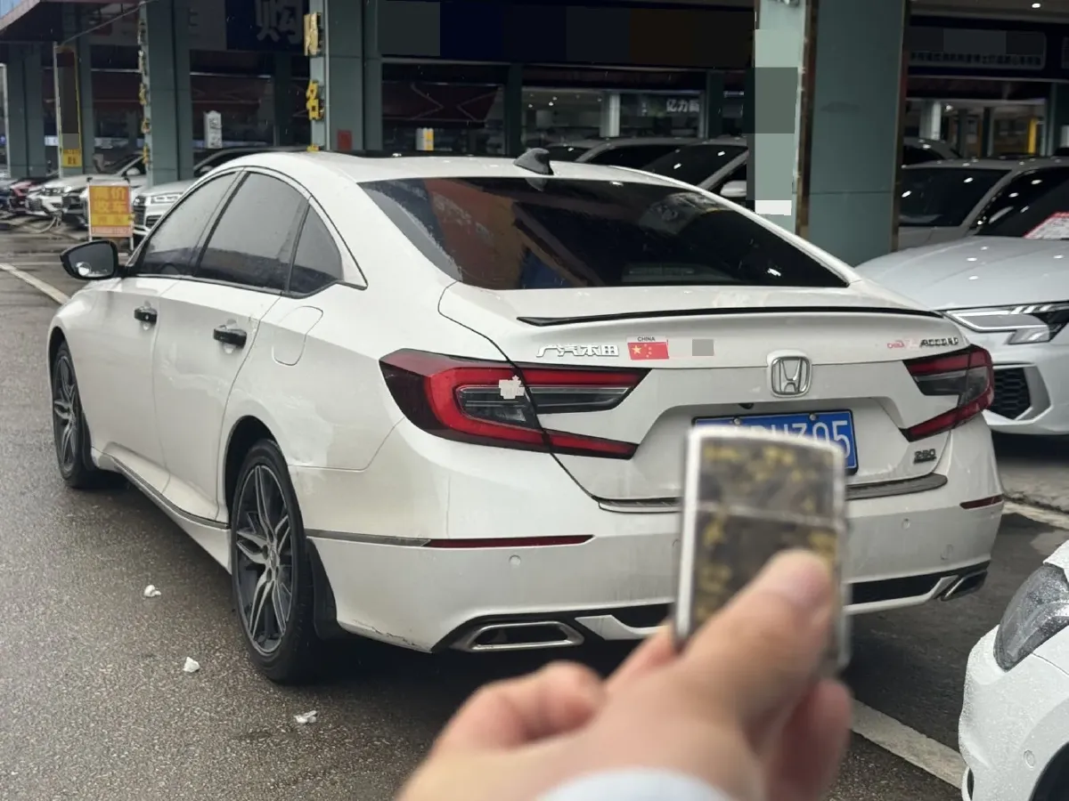 2022 Honda Accord 1.5T 194HP L4 CVT,autocango,china used car exporter,china ev exporter,chinese used car exporter,chinese used ev exporter