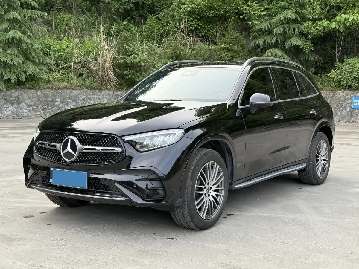 2023 Mercedes-Benz GLC Class 2.0T 258HP L4 9AT,autocango,china used car exporter,china ev exporter,chinese used car exporter,chinese used ev exporter