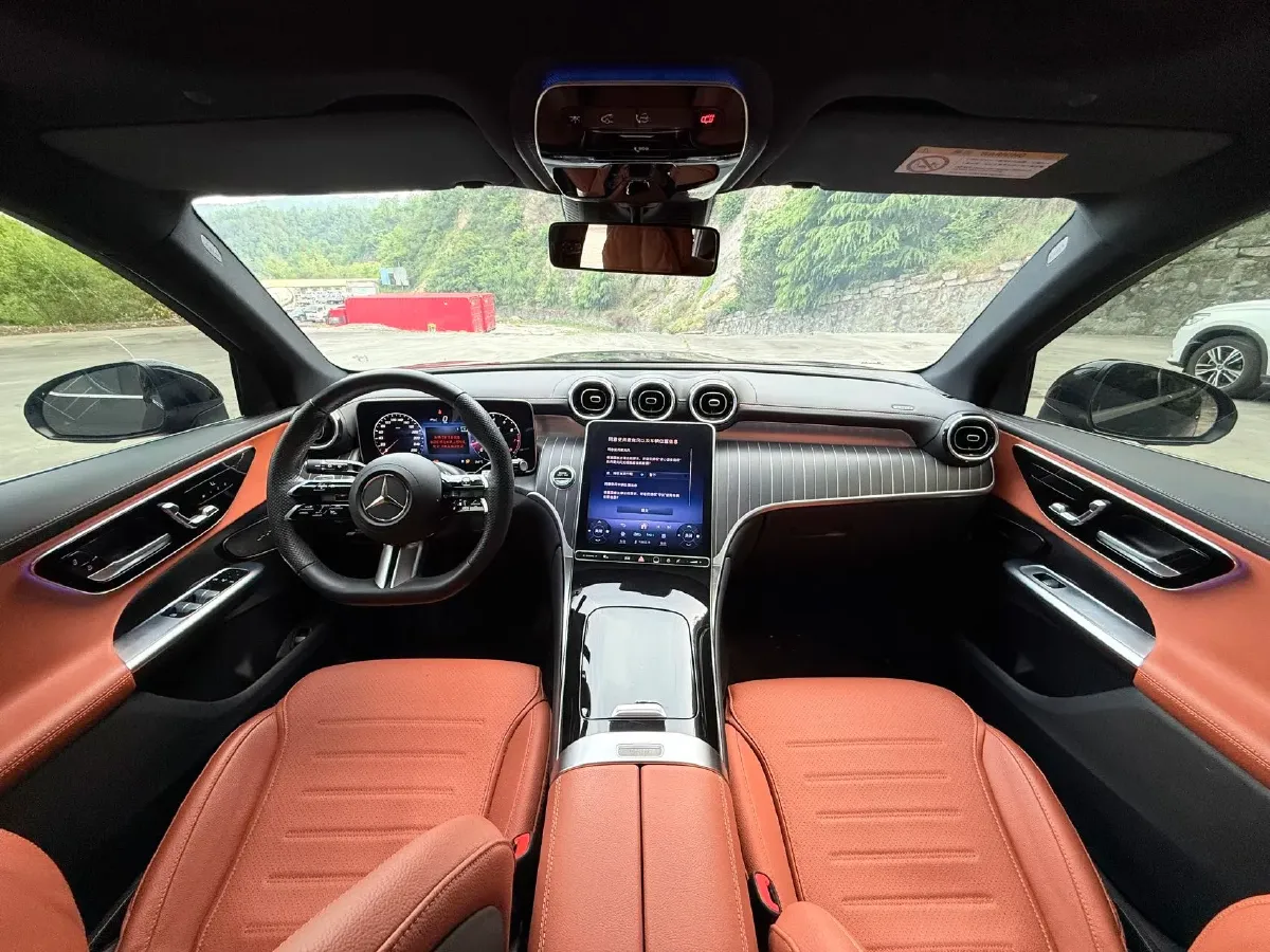 2023 Mercedes-Benz GLC Class 2.0T 258HP L4 9AT,autocango,china used car exporter,china ev exporter,chinese used car exporter,chinese used ev exporter