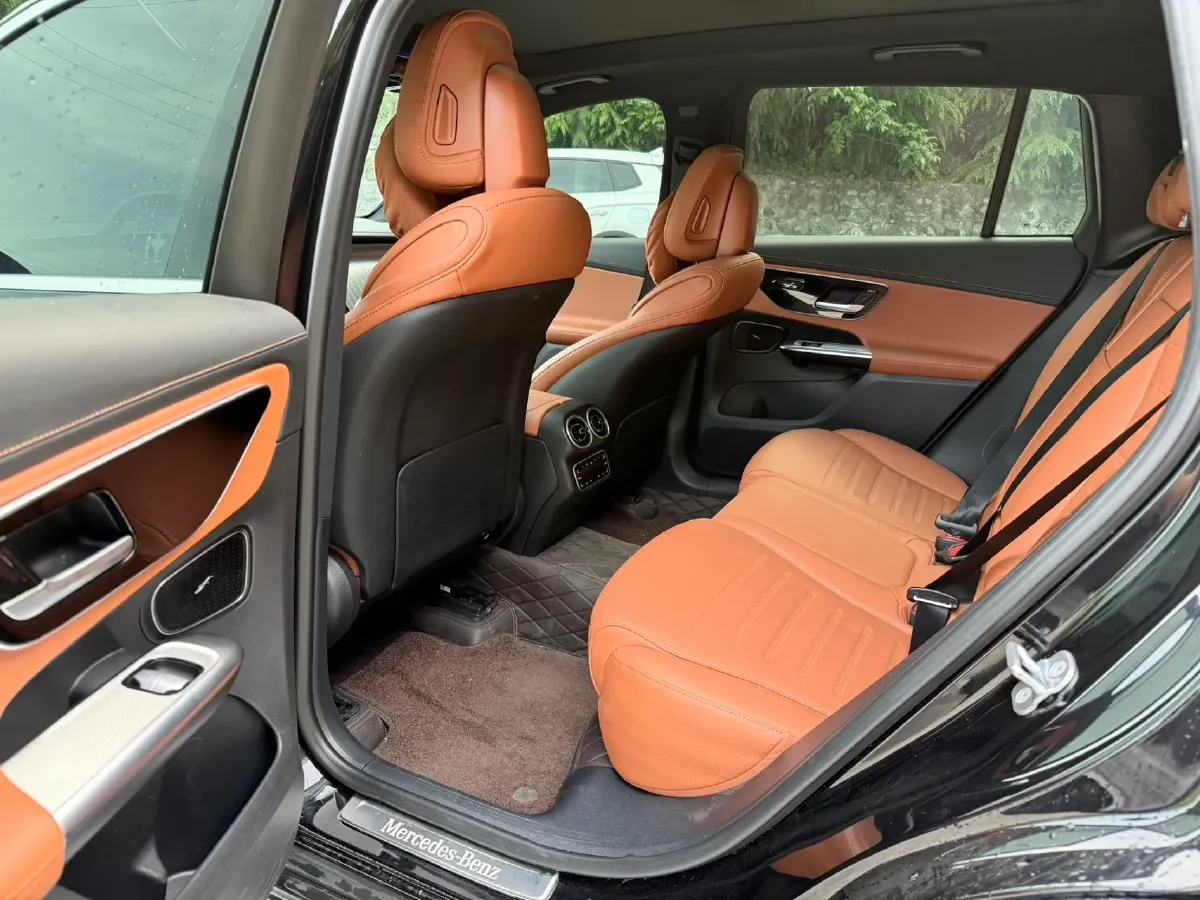 2023 Mercedes-Benz GLC Class 2.0T 258HP L4 9AT,autocango,china used car exporter,china ev exporter,chinese used car exporter,chinese used ev exporter