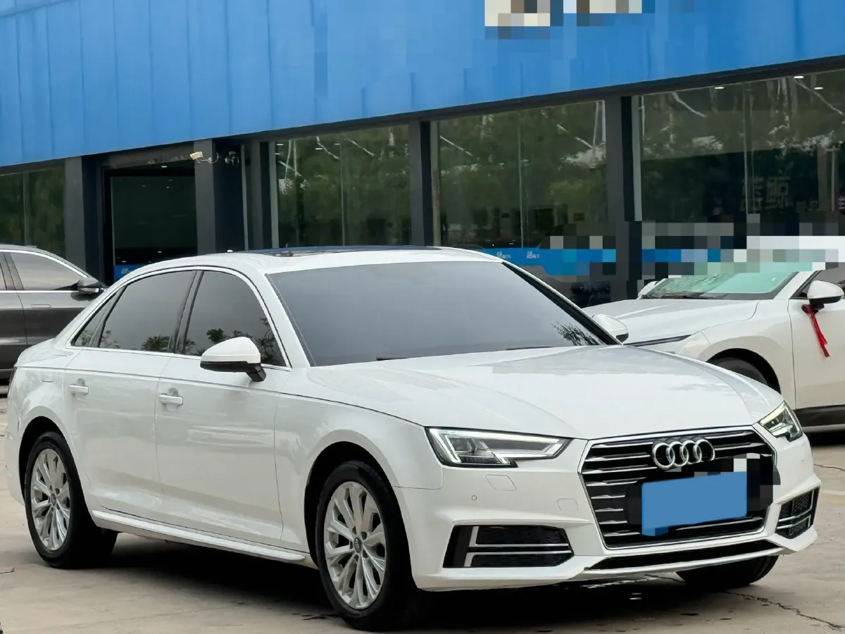 2019 Audi A4L 2.0T 190HP L4 7DCT,autocango,china used car exporter,china ev exporter,chinese used car exporter,chinese used ev exporter
