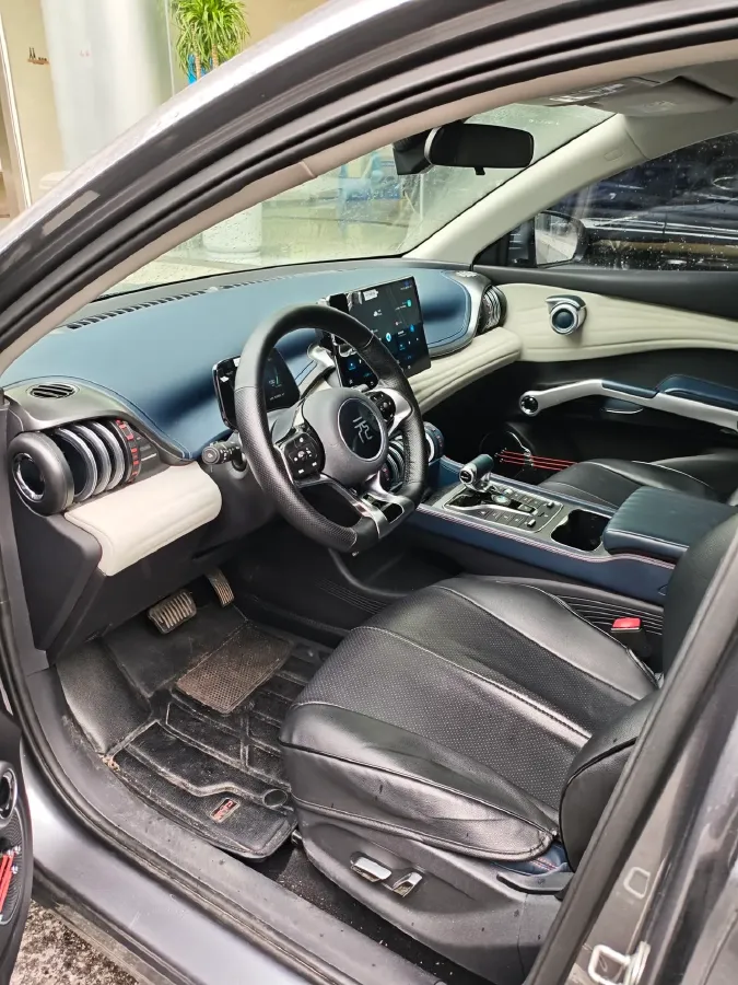 2022 Hycan Z03 BEV 64.23KWH,autocango,china used car exporter,china ev exporter,chinese used car exporter,chinese used ev exporter