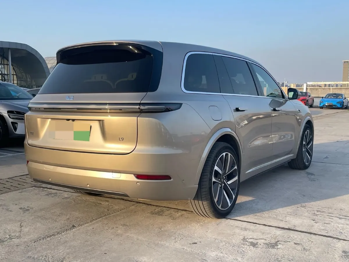 2024 Li L9 Range Extended 154HP REEV 52.3KWH,autocango,china used car exporter,china ev exporter,chinese used car exporter,chinese used ev exporter