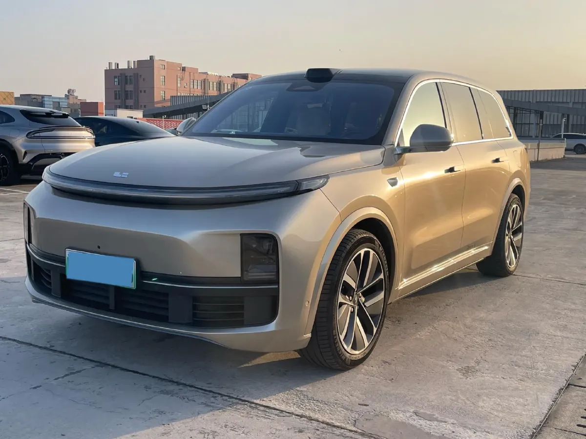 2024 Li L9 Range Extended 154HP REEV 52.3KWH,autocango,china used car exporter,china ev exporter,chinese used car exporter,chinese used ev exporter