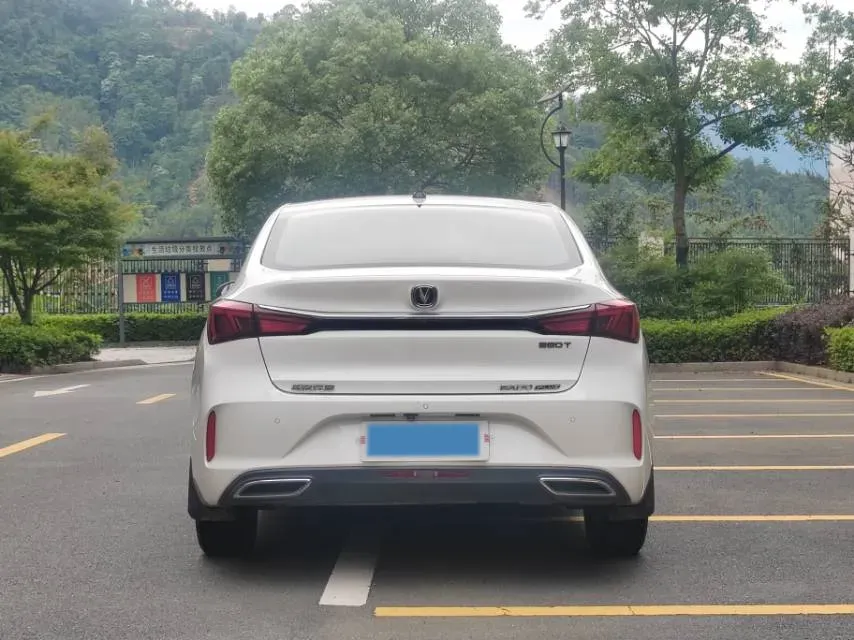 2021 ChangAn Eado 1.4T 160HP L4 7DCT,autocango,china used car exporter,china ev exporter,chinese used car exporter,chinese used ev exporter
