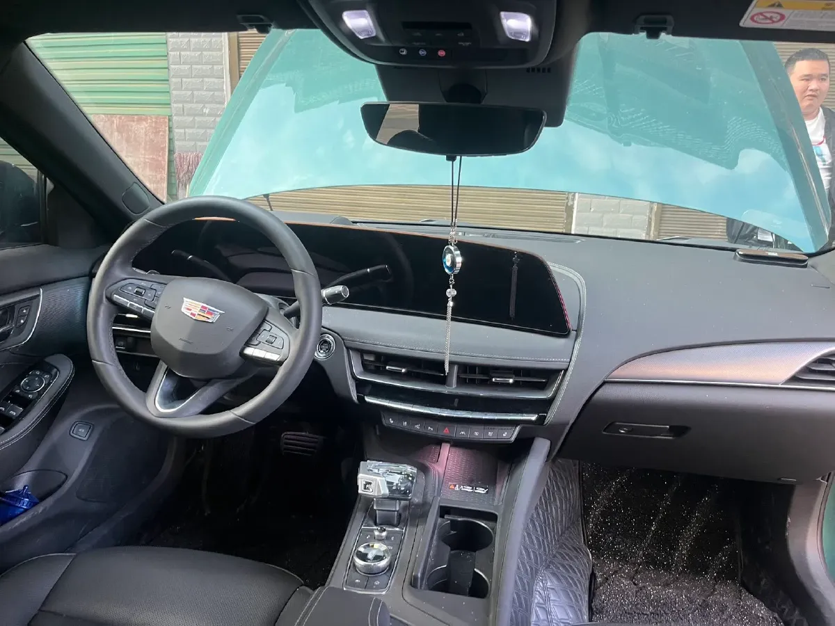 2025 Cadillac CT5 2.0T 237HP L4 10AT,autocango,china used car exporter,china ev exporter,chinese used car exporter,chinese used ev exporter