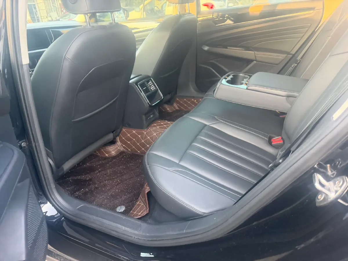 2023 Volkswagen Passat 1.4T 150HP L4 7DCT,autocango,china used car exporter,china ev exporter,chinese used car exporter,chinese used ev exporter