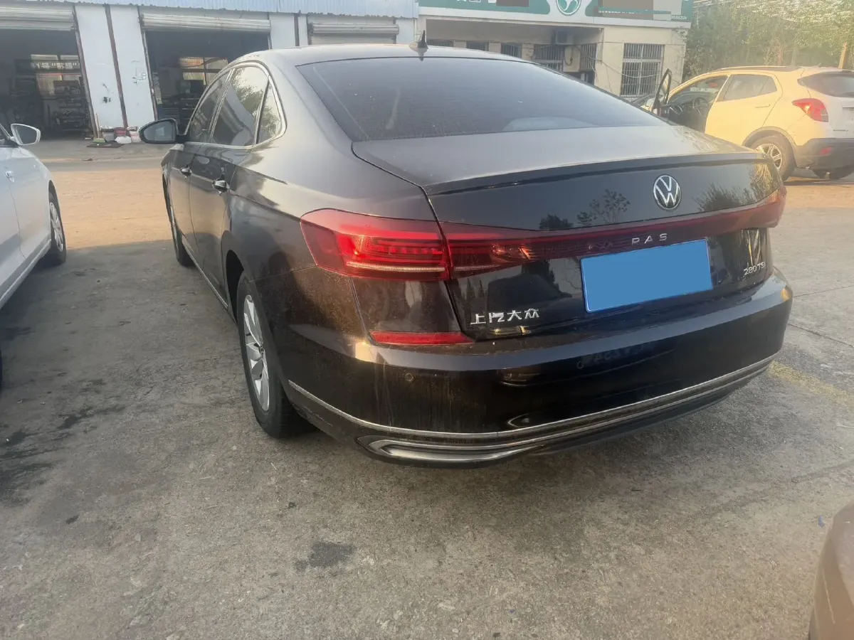 2023 Volkswagen Passat 1.4T 150HP L4 7DCT,autocango,china used car exporter,china ev exporter,chinese used car exporter,chinese used ev exporter