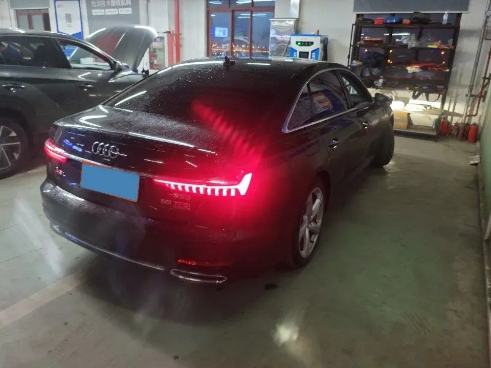 2021 Audi A6L 3.0T 340HP V6 7DCT,autocango,china used car exporter,china ev exporter,chinese used car exporter,chinese used ev exporter