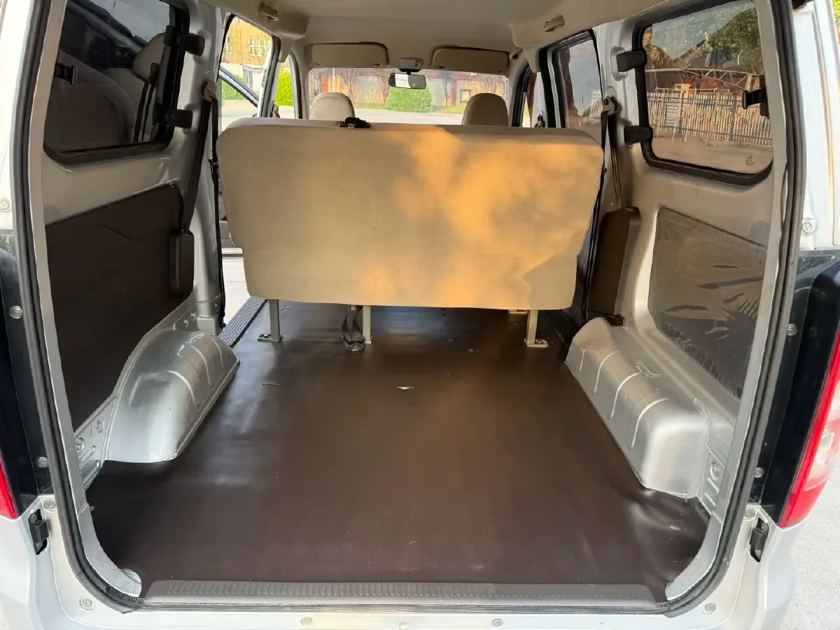 2022 JinBei Little Sea Lion X30 1.5L 102HP L4 5MT,autocango,china used car exporter,china ev exporter,chinese used car exporter,chinese used ev exporter