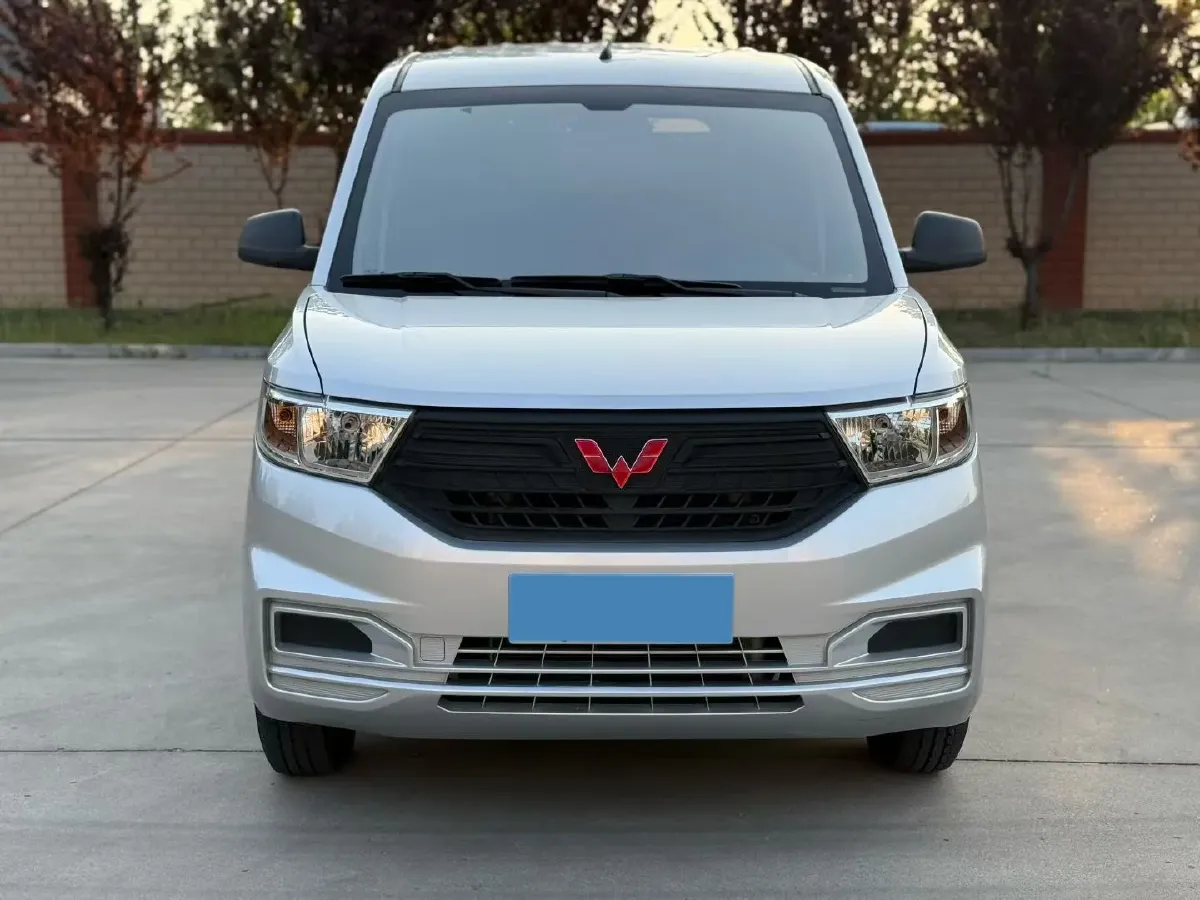 2022 JinBei Little Sea Lion X30 1.5L 102HP L4 5MT,autocango,china used car exporter,china ev exporter,chinese used car exporter,chinese used ev exporter