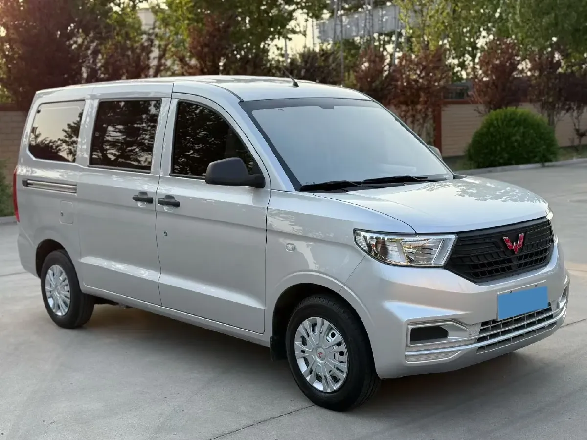 2022 JinBei Little Sea Lion X30 1.5L 102HP L4 5MT,autocango,china used car exporter,china ev exporter,chinese used car exporter,chinese used ev exporter