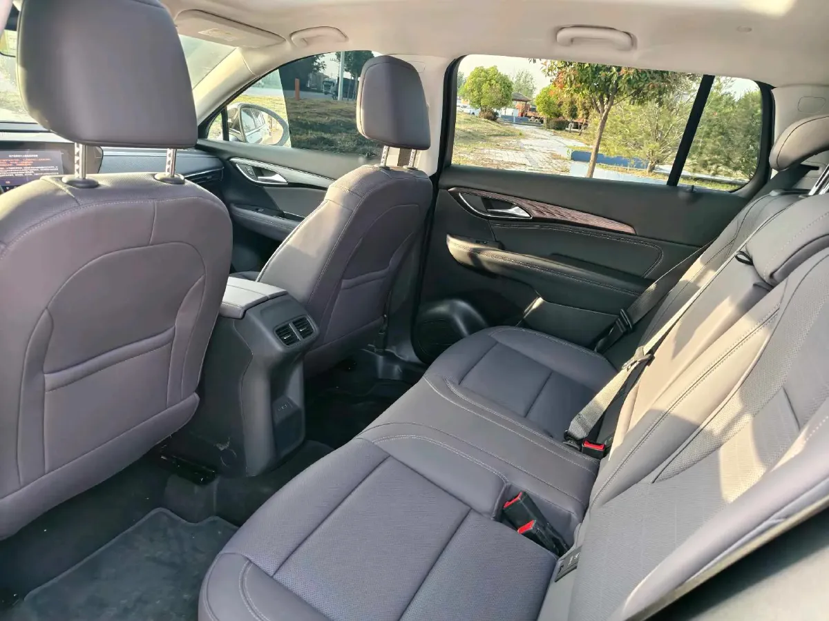 2026 Buick EnvisionPlus 2.0T 237HP L4 9AT,autocango,china used car exporter,china ev exporter,chinese used car exporter,chinese used ev exporter