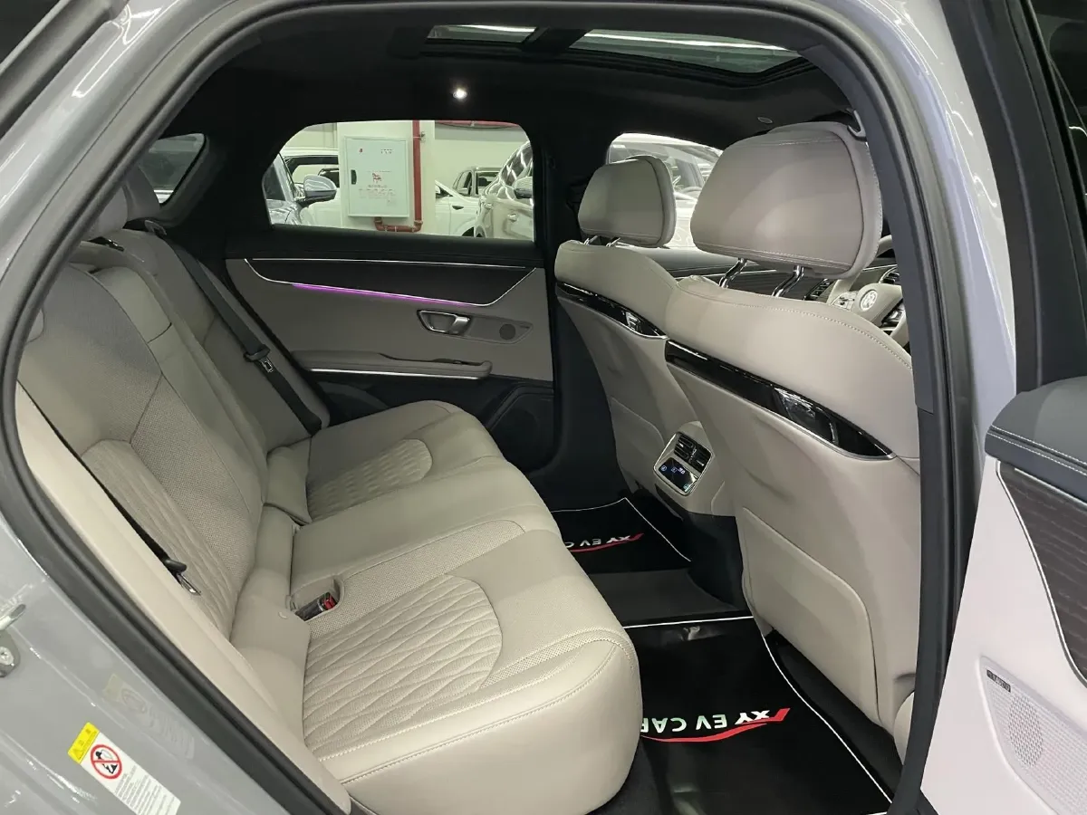 2024 BYD Han BEV 72KWH,autocango,china used car exporter,china ev exporter,chinese used car exporter,chinese used ev exporter