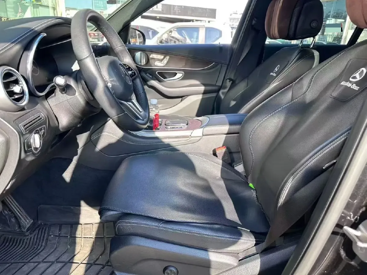 2020 Mercedes-Benz GLC Class 2.0T 197HP L4 9AT,autocango,china used car exporter,china ev exporter,chinese used car exporter,chinese used ev exporter