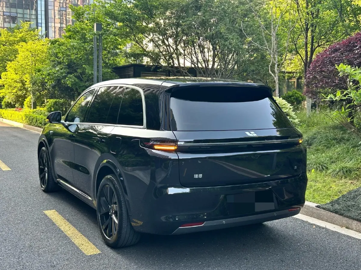 2023 Li L8 Range Extended 154HP REEV 40.9KWH,autocango,china used car exporter,china ev exporter,chinese used car exporter,chinese used ev exporter
