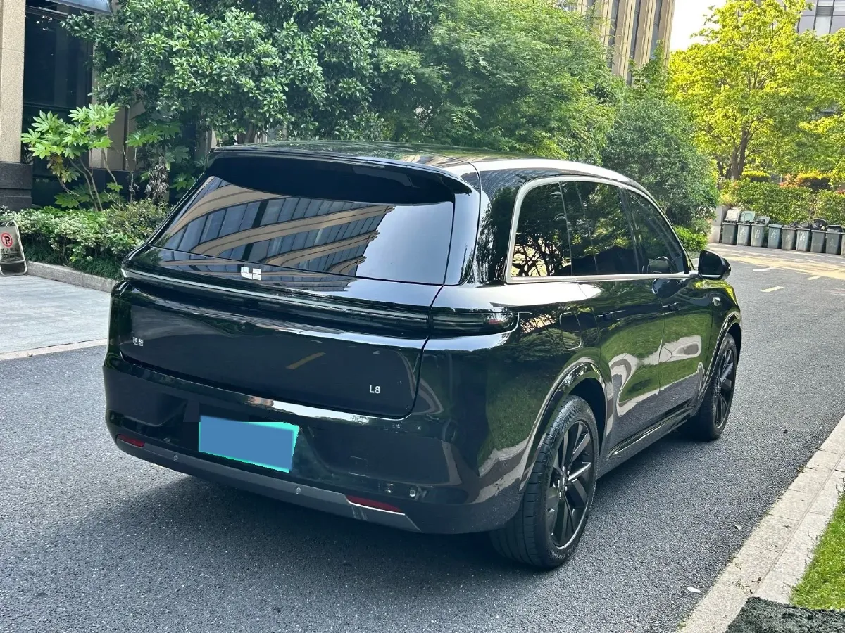 2023 Li L8 Range Extended 154HP REEV 40.9KWH,autocango,china used car exporter,china ev exporter,chinese used car exporter,chinese used ev exporter