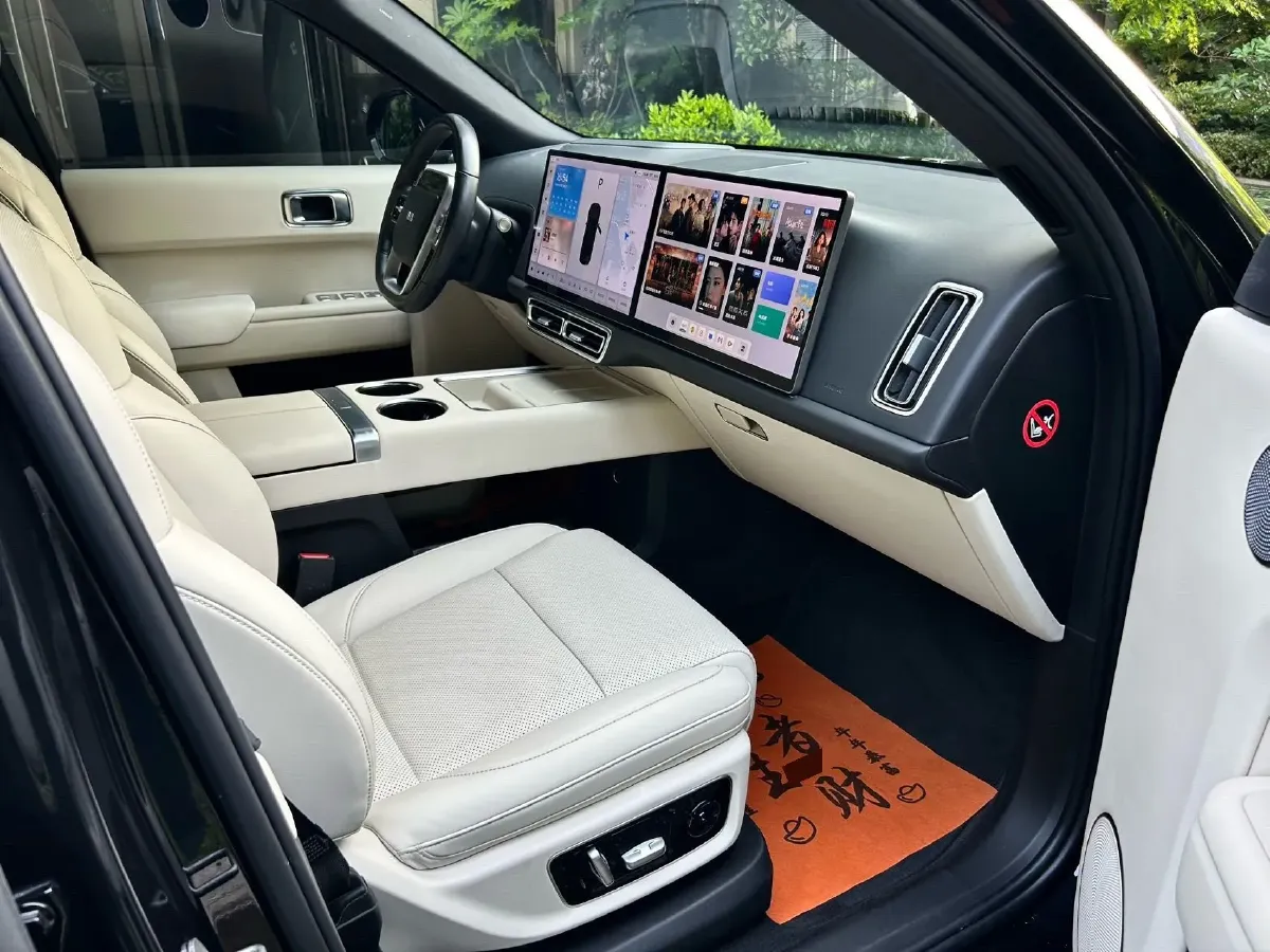 2023 Li L8 Range Extended 154HP REEV 40.9KWH,autocango,china used car exporter,china ev exporter,chinese used car exporter,chinese used ev exporter