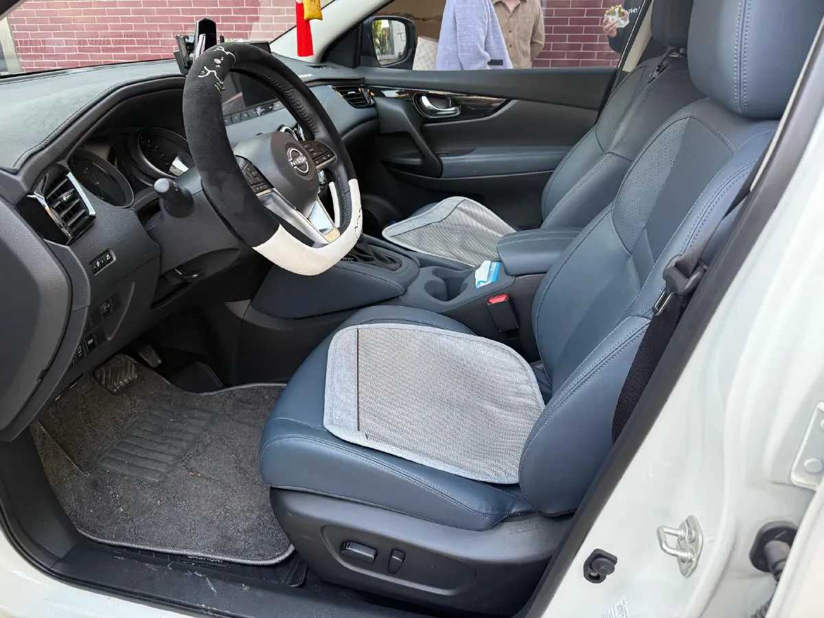 2025 Nissan Qashqai 2.0L 151HP L4 CVT,autocango,china used car exporter,china ev exporter,chinese used car exporter,chinese used ev exporter