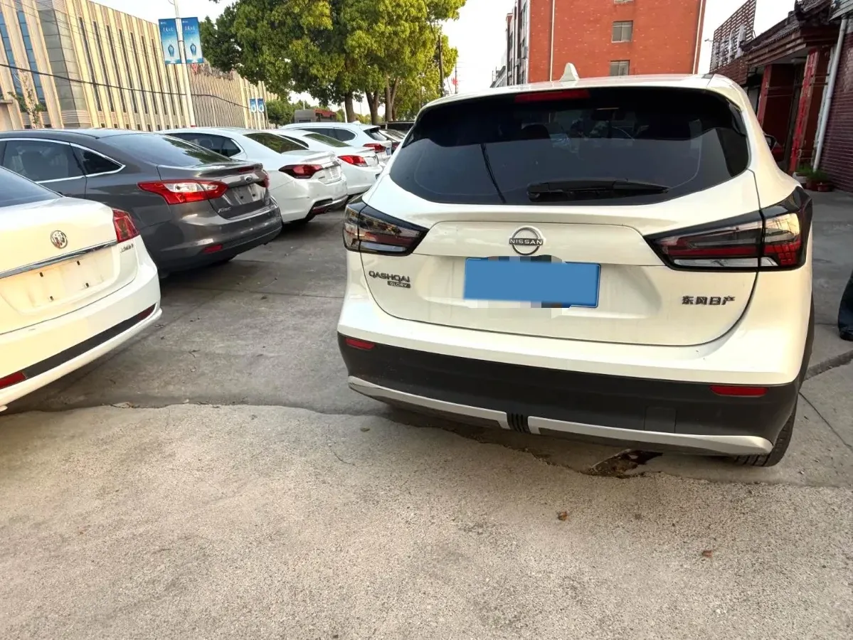 2025 Nissan Qashqai 2.0L 151HP L4 CVT,autocango,china used car exporter,china ev exporter,chinese used car exporter,chinese used ev exporter