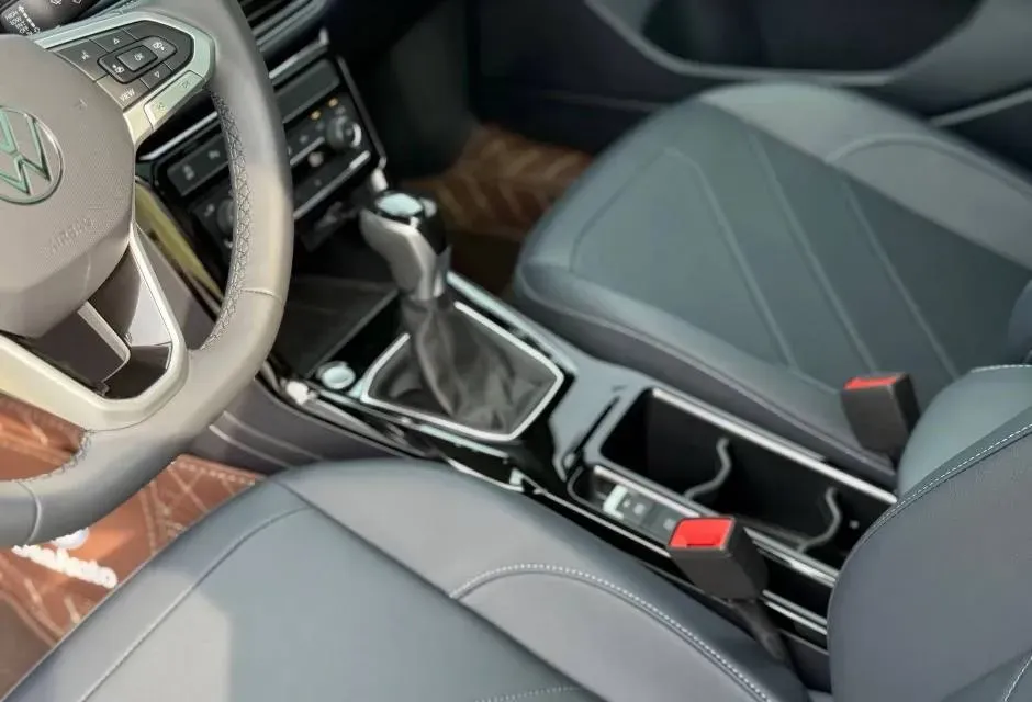 2025 Volkswagen Tharu 1.5T 160HP L4 7DCT,autocango,china used car exporter,china ev exporter,chinese used car exporter,chinese used ev exporter