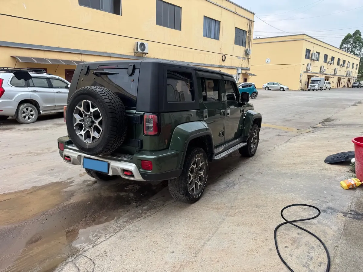 2018 Beijing BJ40 2.3T 250HP L4 6AT,autocango,china used car exporter,china ev exporter,chinese used car exporter,chinese used ev exporter