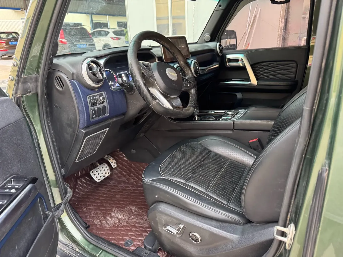 2018 Beijing BJ40 2.3T 250HP L4 6AT,autocango,china used car exporter,china ev exporter,chinese used car exporter,chinese used ev exporter