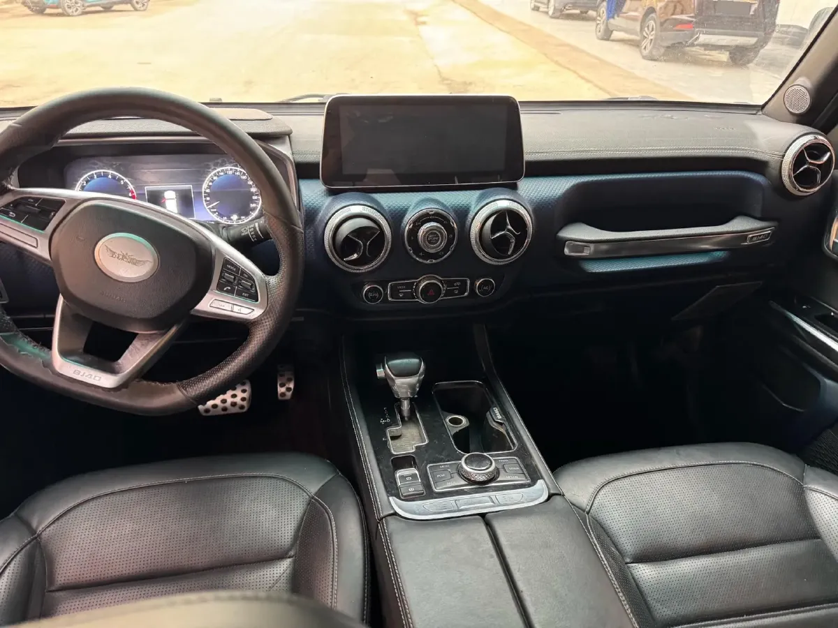 2018 Beijing BJ40 2.3T 250HP L4 6AT,autocango,china used car exporter,china ev exporter,chinese used car exporter,chinese used ev exporter