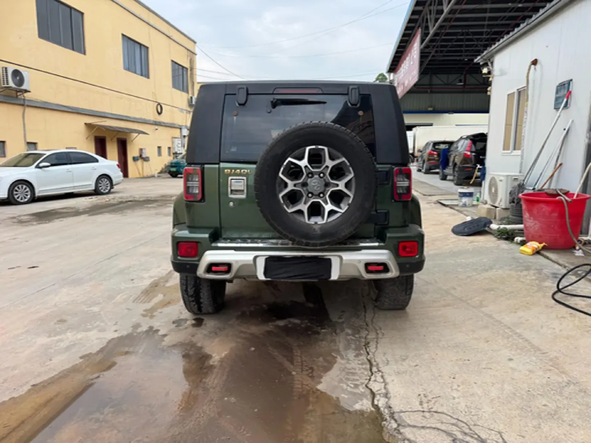2018 Beijing BJ40 2.3T 250HP L4 6AT,autocango,china used car exporter,china ev exporter,chinese used car exporter,chinese used ev exporter