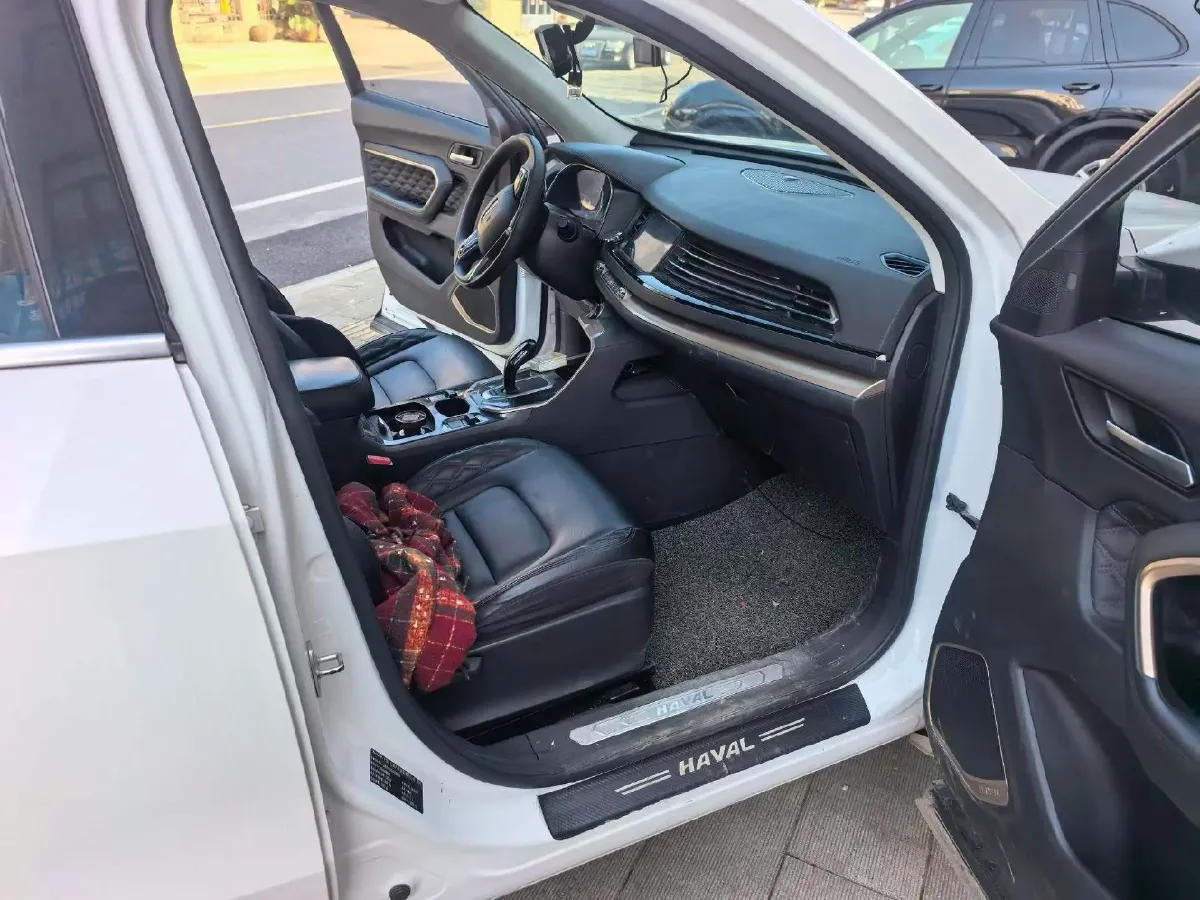 2021 Haval H6 1.5T 150HP L4 7DCT,autocango,china used car exporter,china ev exporter,chinese used car exporter,chinese used ev exporter
