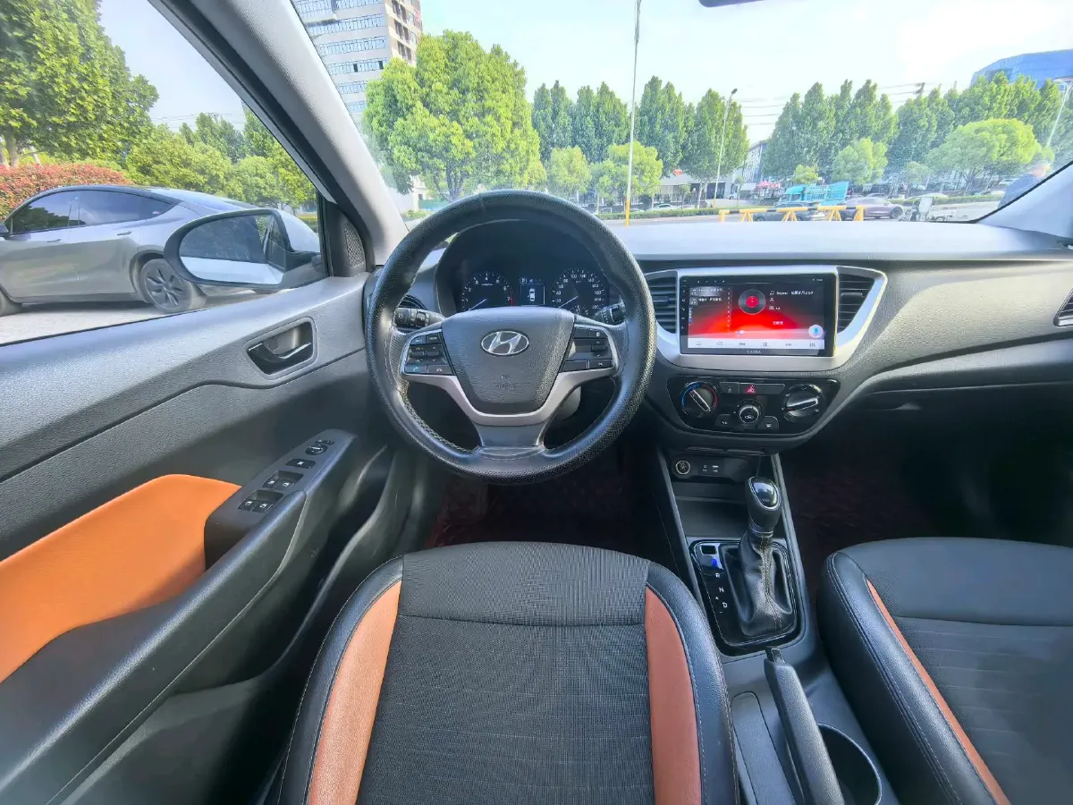 2017 Hyundai Verna RV 1.4L 100HP L4 6AT,autocango,china used car exporter,china ev exporter,chinese used car exporter,chinese used ev exporter