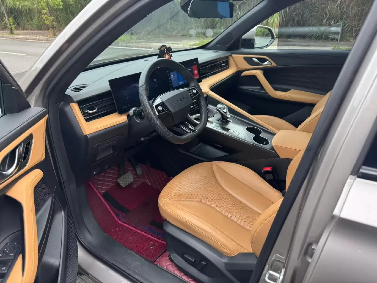 2023 Roewe RX5 1.5T 188HP L4 7DCT,autocango,china used car exporter,china ev exporter,chinese used car exporter,chinese used ev exporter