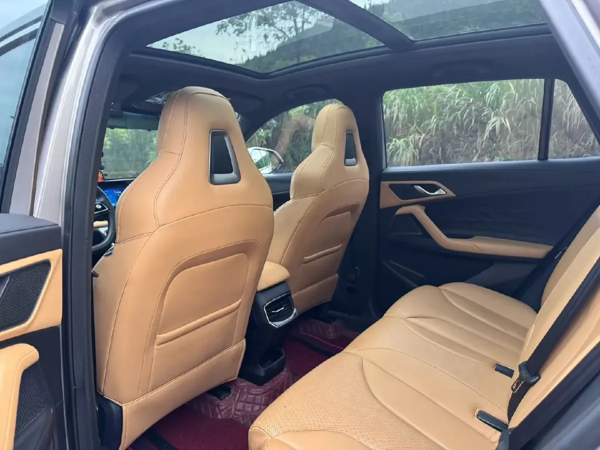 2023 Roewe RX5 1.5T 188HP L4 7DCT,autocango,china used car exporter,china ev exporter,chinese used car exporter,chinese used ev exporter