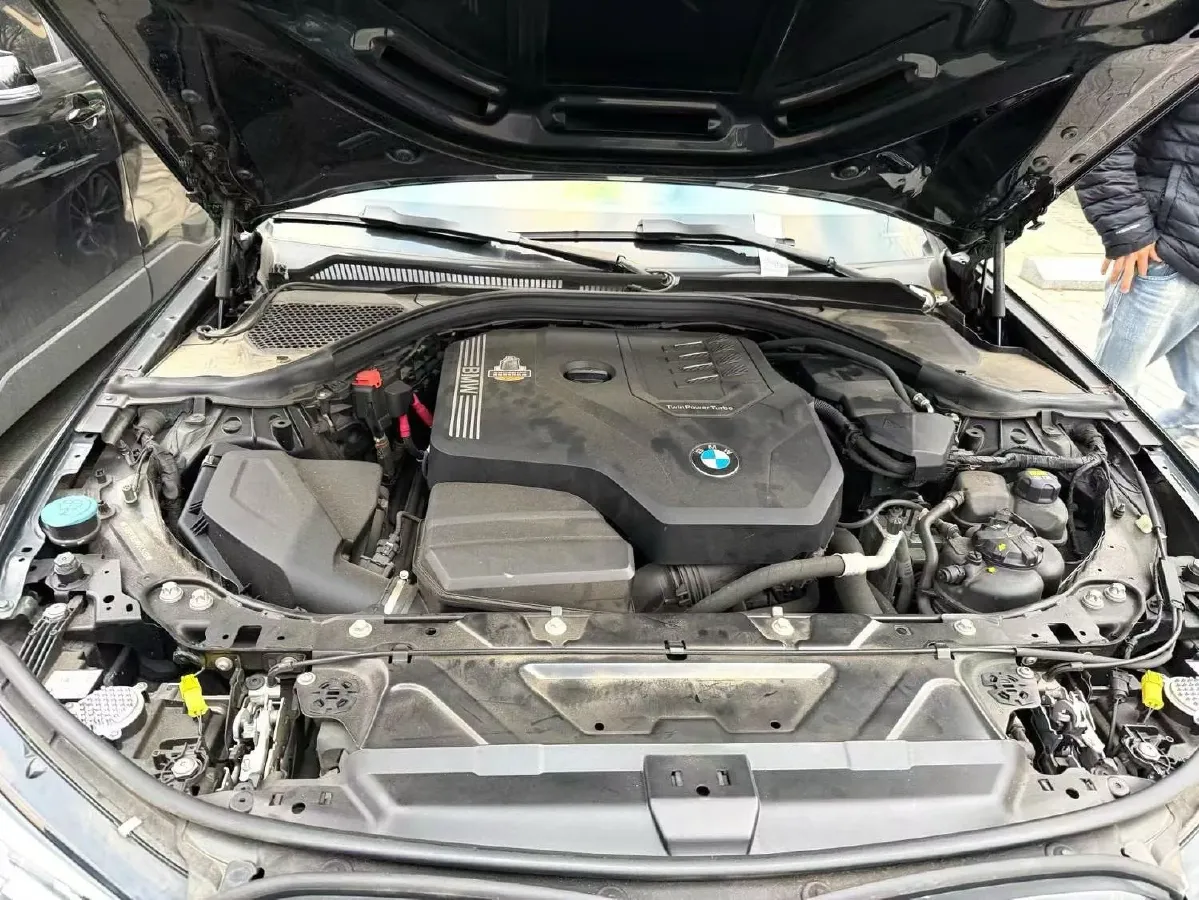 2022 BMW 3 Series 2.0T 184HP L4 8AT,autocango,china used car exporter,china ev exporter,chinese used car exporter,chinese used ev exporter