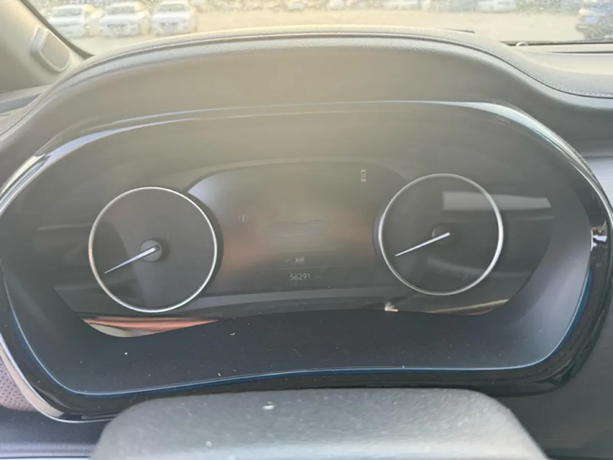 2023 Buick GL8 2.0T 237HP L4 9AT,autocango,china used car exporter,china ev exporter,chinese used car exporter,chinese used ev exporter